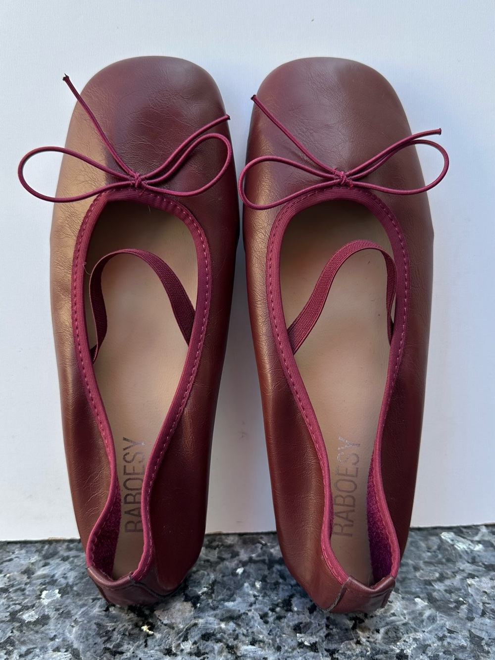 Raboesy Red Round Toe Ballet Flats Women’s Size 39.